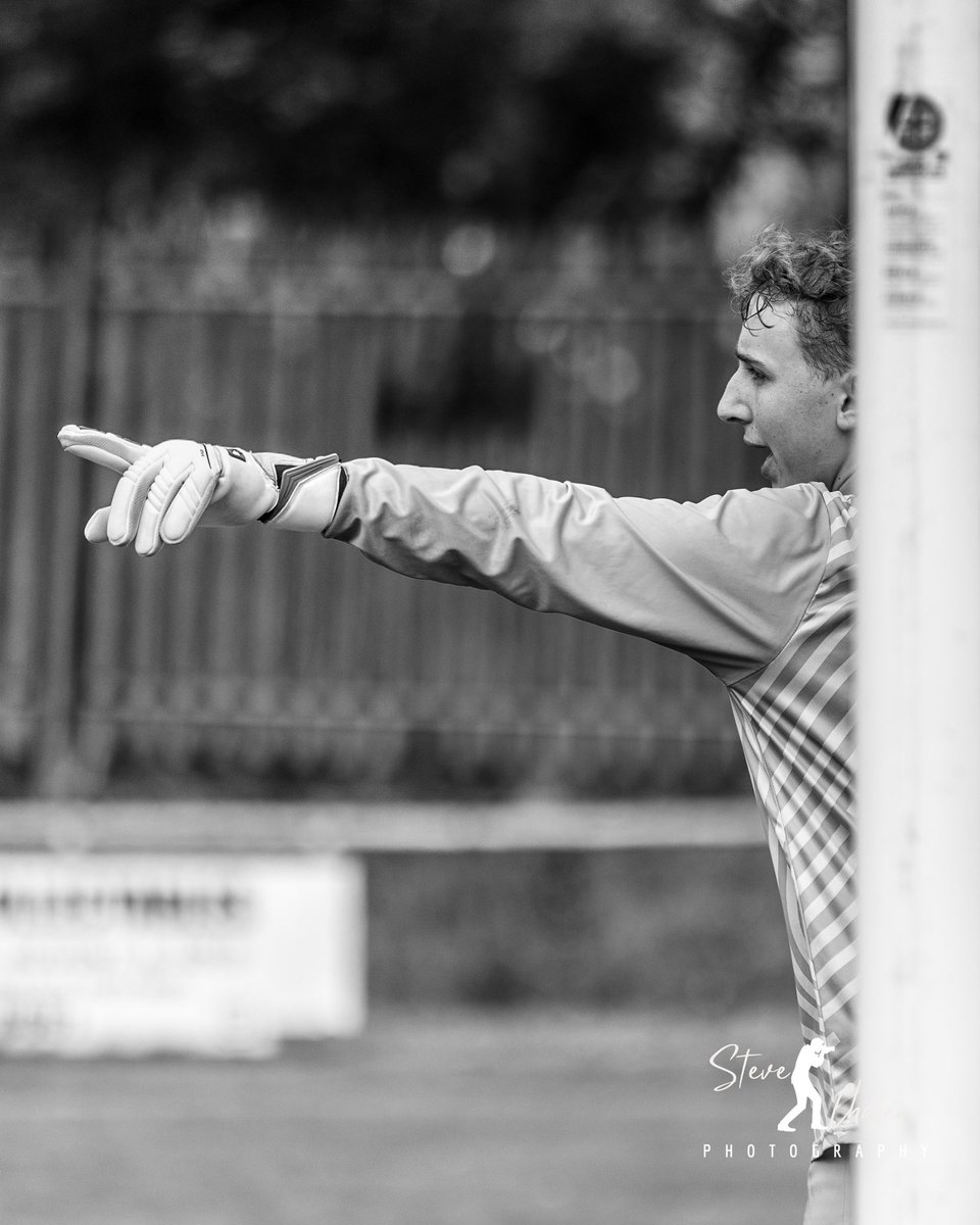 Steve_Chater's tweet image. Four frames from today’s @nfalliance1890 game between @PercyMainAFC and @HexhamfcS. 

Full set of photos on Facebook @ Steve Chater Sports Photography