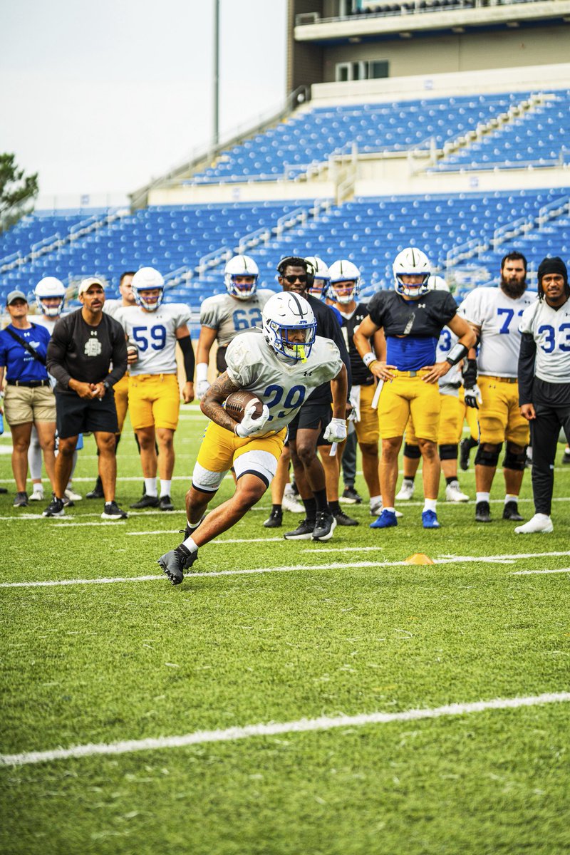 Corey “Mister” Blair tweet media