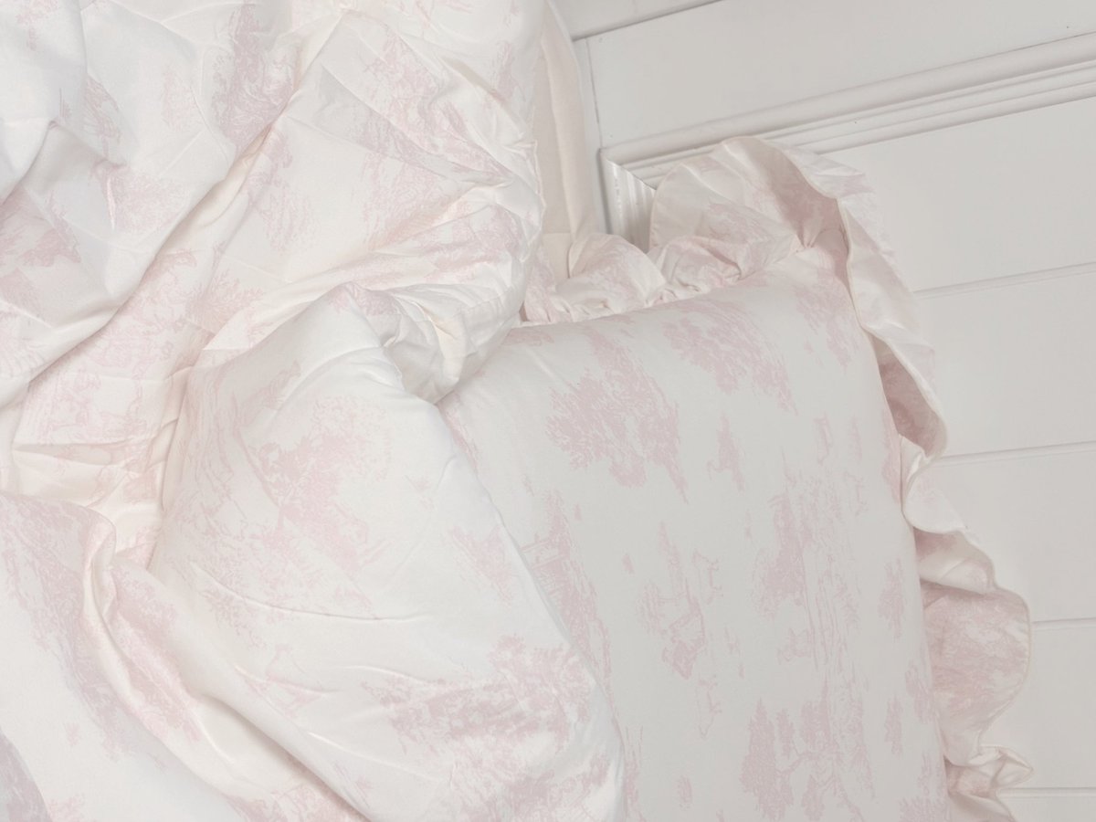 먹고자고밖에 안했더니 올릴건 없구
새로산 이불 자랑…