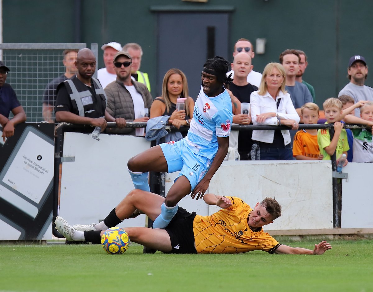 3pt✅💪🏾! Good effort from the whole team, luckily nothing serious on this tackle, we go again on Monday 🔥<a href="/KTFCOfficial/">Kettering Town FC</a>
