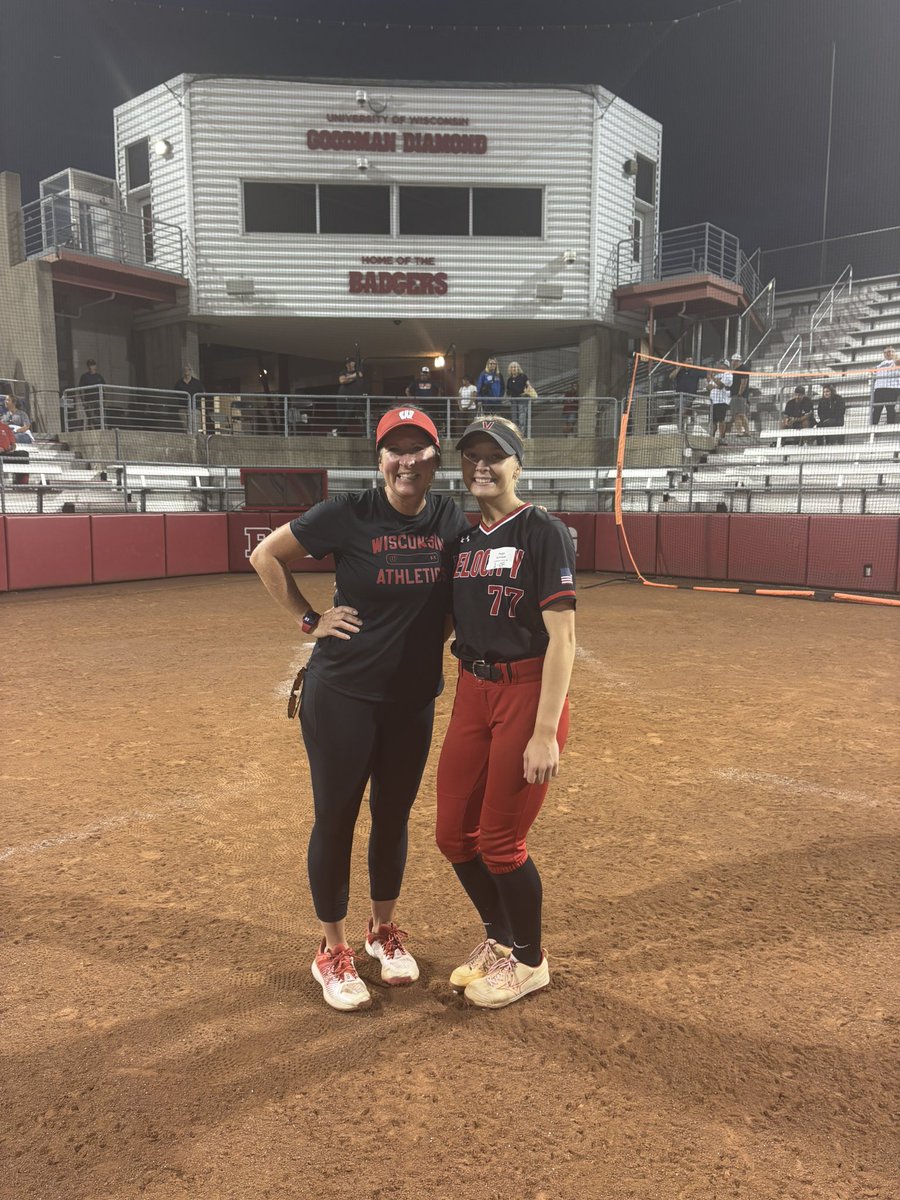 Paige Schreck (@paige_schreck) on Twitter photo Thank you <a href="/BadgerSoftball/">Wisconsin Softball</a> for hosting such an amazing camp! I learned so many new things to enhance my performance on the field! It was amazing to get to know the players and hear about their college softball experiences!! <a href="/BadgerHealy/">BadgerCoachHealy</a> <a href="/Velo_Softball/">Velocity Softball</a> <a href="/Velocity_GB/">Velocity Performance Training</a> Thank you <a href="/BadgerSoftball/">Wisconsin Softball</a> for hosting such an amazing camp! I learned so many new things to enhance my performance on the field! It was amazing to get to know the players and hear about their college softball experiences!! <a href="/BadgerHealy/">BadgerCoachHealy</a> <a href="/Velo_Softball/">Velocity Softball</a> <a href="/Velocity_GB/">Velocity Performance Training</a>