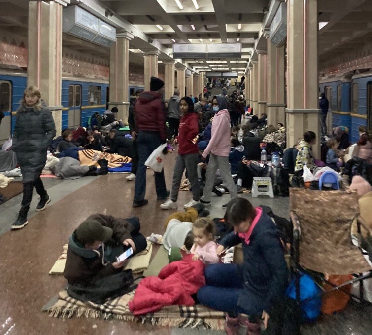 Ой, сегодня ж «День станции метро»

Харьков, метро 23 августа: