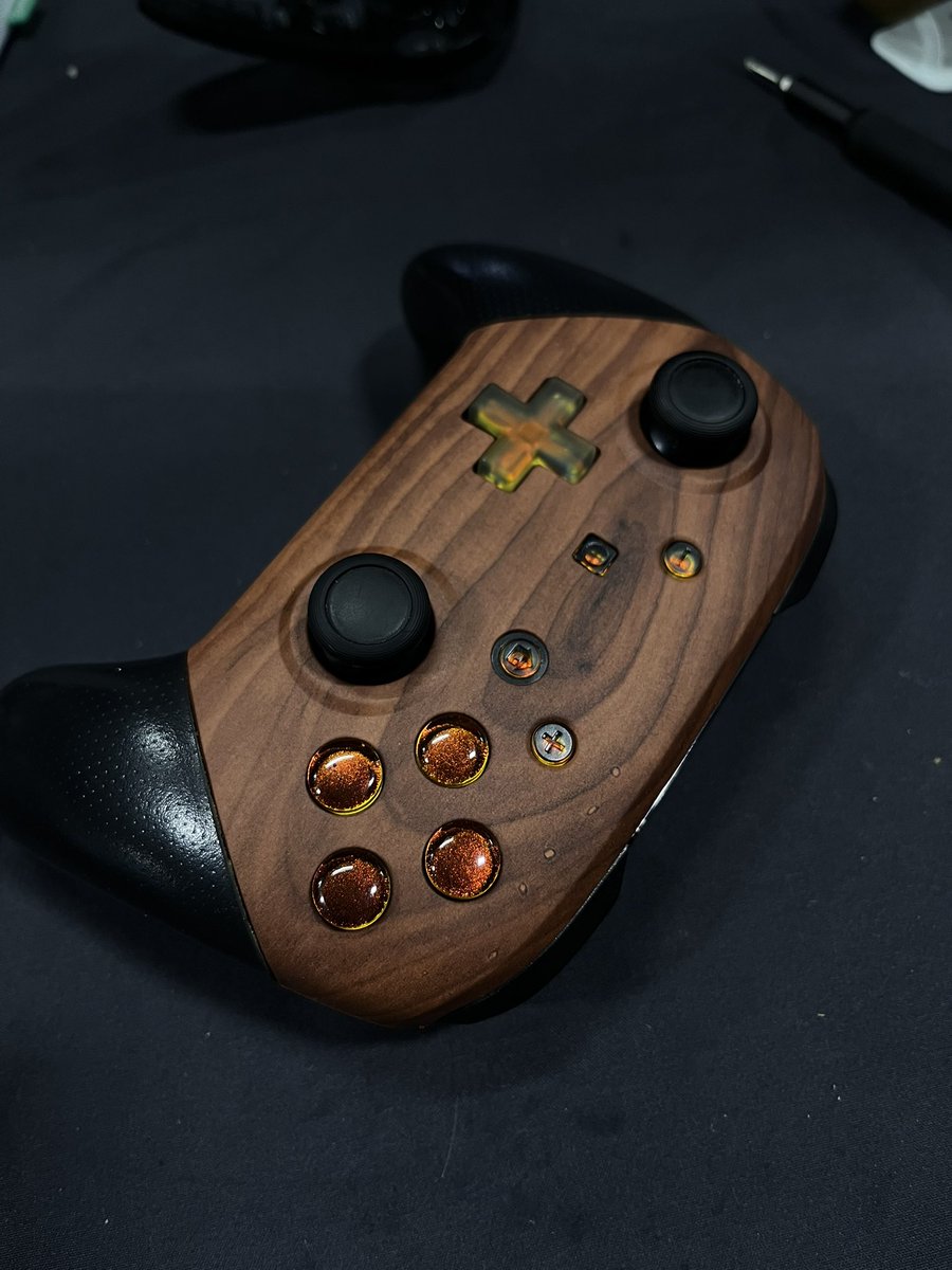 ControlInColor's tweet image. w/ @NoJonsMods