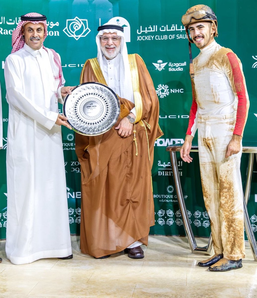 منصــور بن رزيـــق (@mansor_mbs) on Twitter photo مايـجيب الفـرايد غير راع الفـرايد 🥇🏆
مبرروگ ابا مشـعل 👍❤️🤍
خـيال بـطل و رجـال 👍🤍❤️
مبرروگ فواز ونـاس 🏆🥇
<a href="/F_Wannas/">فواز وناس الشمري</a> مايـجيب الفـرايد غير راع الفـرايد 🥇🏆
مبرروگ ابا مشـعل 👍❤️🤍
خـيال بـطل و رجـال 👍🤍❤️
مبرروگ فواز ونـاس 🏆🥇
<a href="/F_Wannas/">فواز وناس الشمري</a>