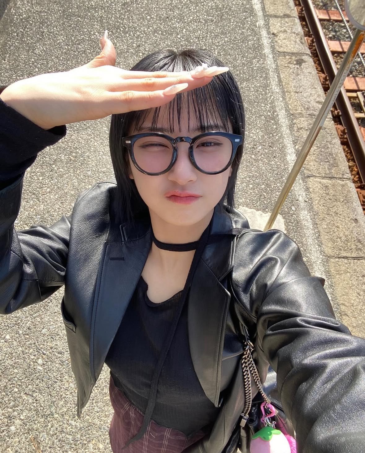 Momoka - Hledat / X