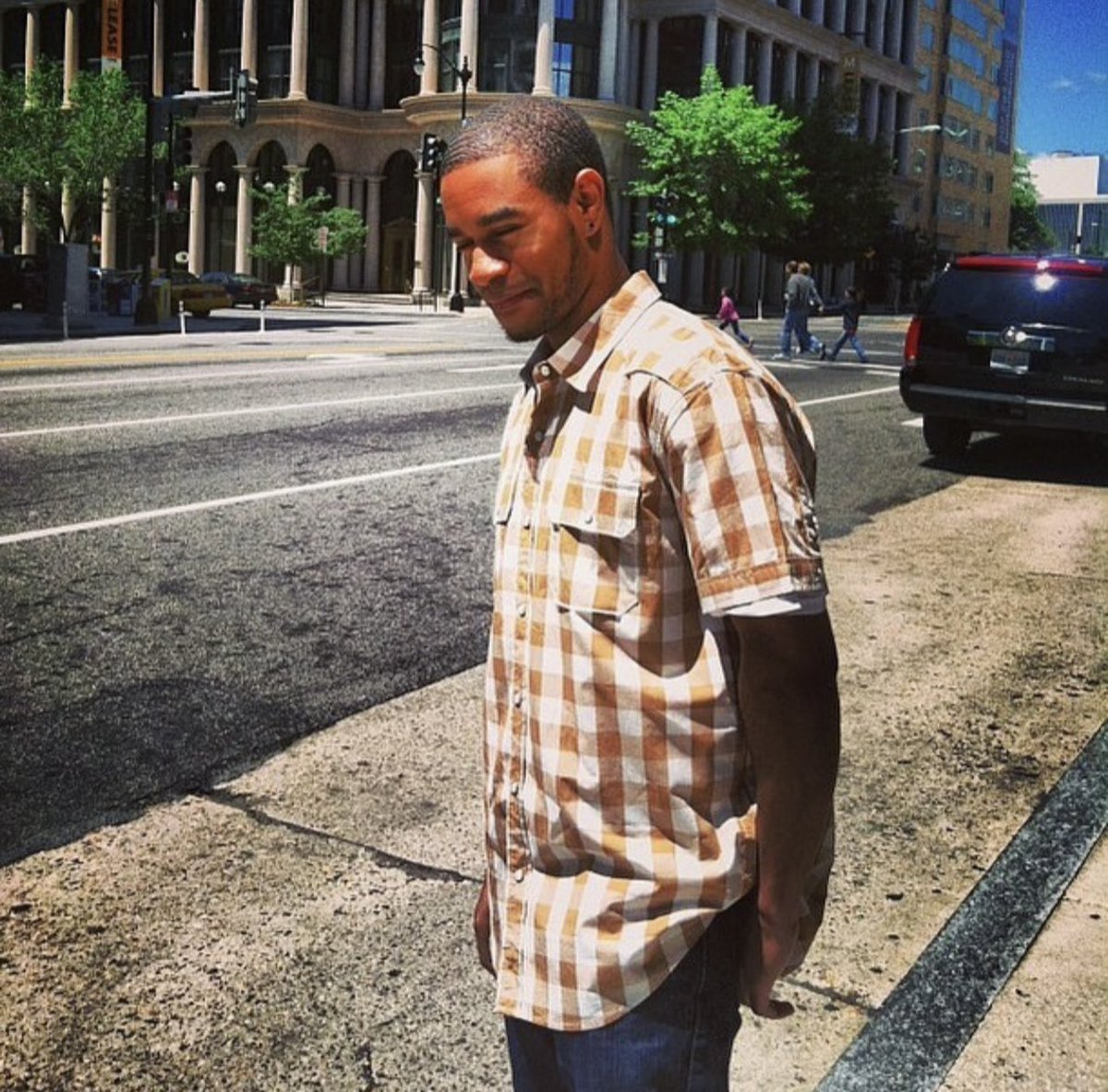 CatWizard22's tweet image. Happy solar return to myself and MANY more to come. Thank you all for the birthday wishes yesterday.

3 personal year: Networking, communication, bags and a lot of things to use comedy to make fun of. 
 
#Leo #MasterBuilder #CatEnergy

*Laughs &amp;amp; smirks in successful*