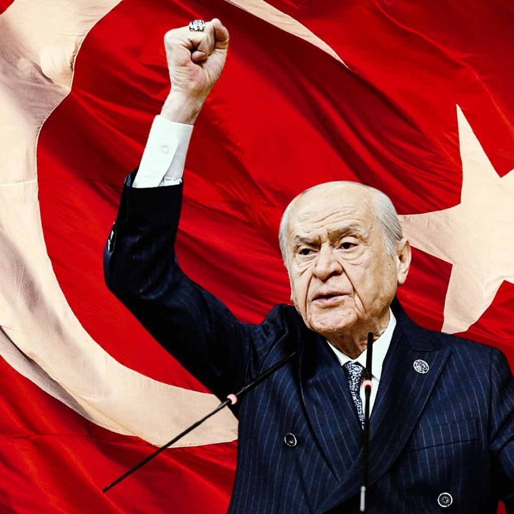 Devlet Bahçeli

Oy onun için önemli değil
Onun tek derdi vatan…