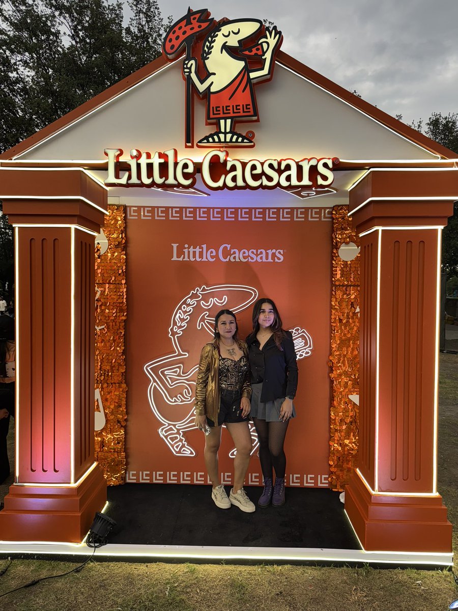 brigittegzz1's tweet photo. @littlecaesarsmx https://t.co/JNui7qIcim