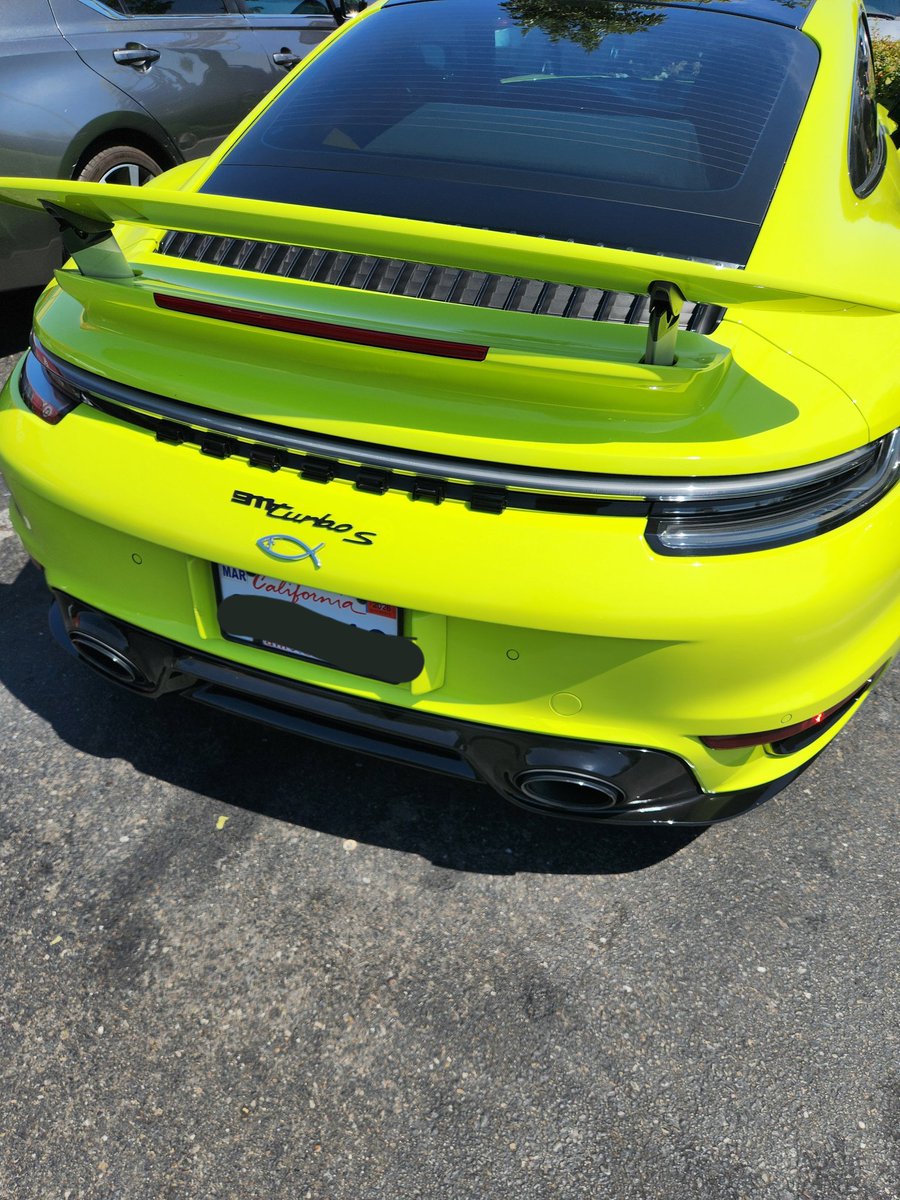 spotted this jeus fish edition Turbo S in Sacramento today