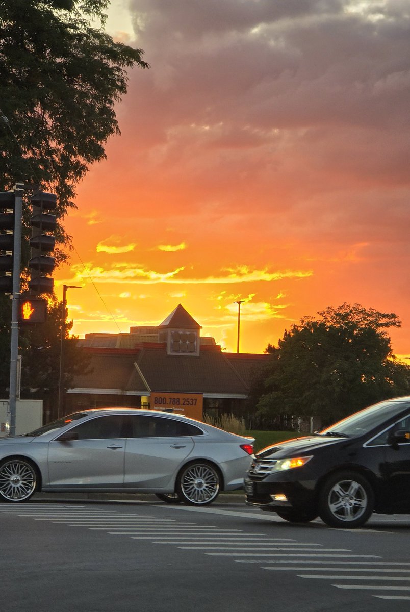 Literally the most beautiful sunset in earth's history is being blocked by a closed down KFC