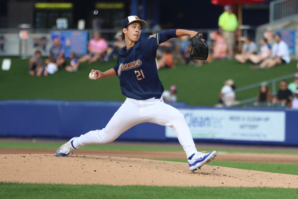 Jonah Tong did Jonah Tong things tonight 🔥

6 IP, 5H, 0R, BB, 8K
88 pitches, 63 strikes