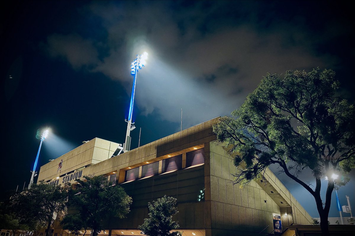 Soon … 🏈 🔔 🥁 📣 🎩