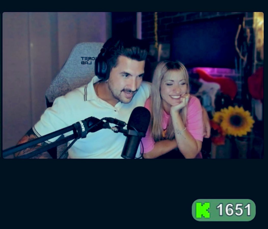 Cristina X (@cris_cuentax) on Twitter photo La guapísima de <a href="/itgirllore/">Lorena Giraldo</a> acompañando a nuestro <a href="/javioliveira/">Javi Oliveira</a> en su directo de 48hrs en #KICK. ♥️ La guapísima de <a href="/itgirllore/">Lorena Giraldo</a> acompañando a nuestro <a href="/javioliveira/">Javi Oliveira</a> en su directo de 48hrs en #KICK. ♥️