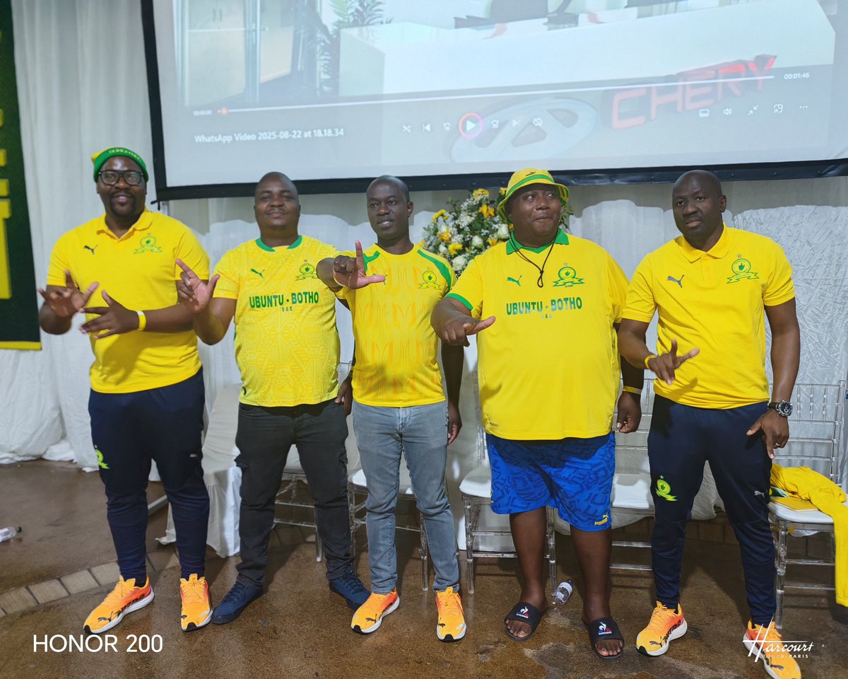 🚨ANNOUNCEMENT | Newly Elected Committee:🚨

Obed(Gauteng South): National Chair
Bheki(Mpumalanga): National Deputy Chair
Secretary General(Gauteng North):Jerry
Deputy Secretary General(International-Swaziland): Sabelo
Treasure General(Institutions): Ike

Today marks the
