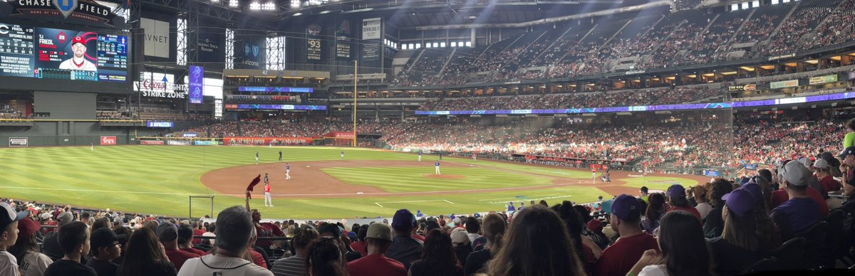 Hanging with the family today at the #dbacks game. Let’s go <a href="/Dbacks/">Arizona Diamondbacks</a>!