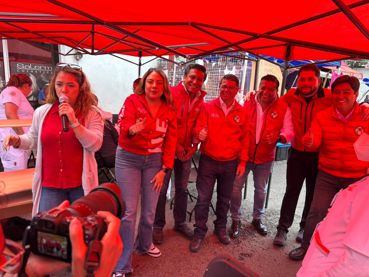 ¡Aquí está el #PRIUnido! 🙌🏻
Con el <a href="/PRI_CDMX/">PRI CDMX</a>, escuchando de cerca a las vecinas y vecinos de #Cuajimalpa y atendiendo sus necesidades. 🤝✅
Siempre trabajando por nuestra comunidad.