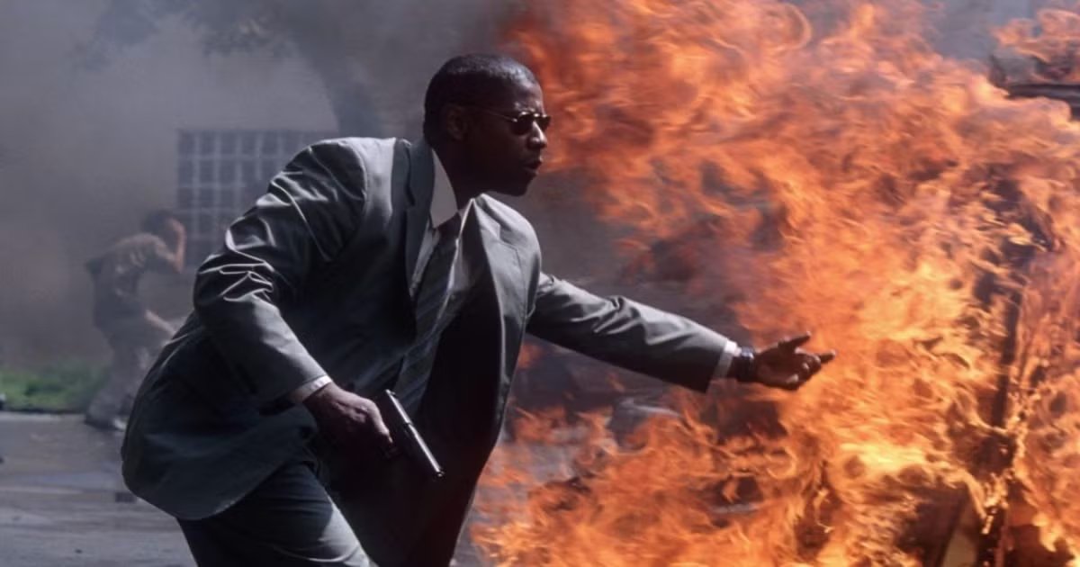 #AugustRankingChallenge #TonyScott (AUG. 23: MAN ON FIRE)

At an epic length of 146 minutes, Man on Fire is, in many ways, Scott's magnum opus. Originally set to direct the film in the mid-1980s after The Hunger but the fledgling Tri-Star insisted on a more experienced director.