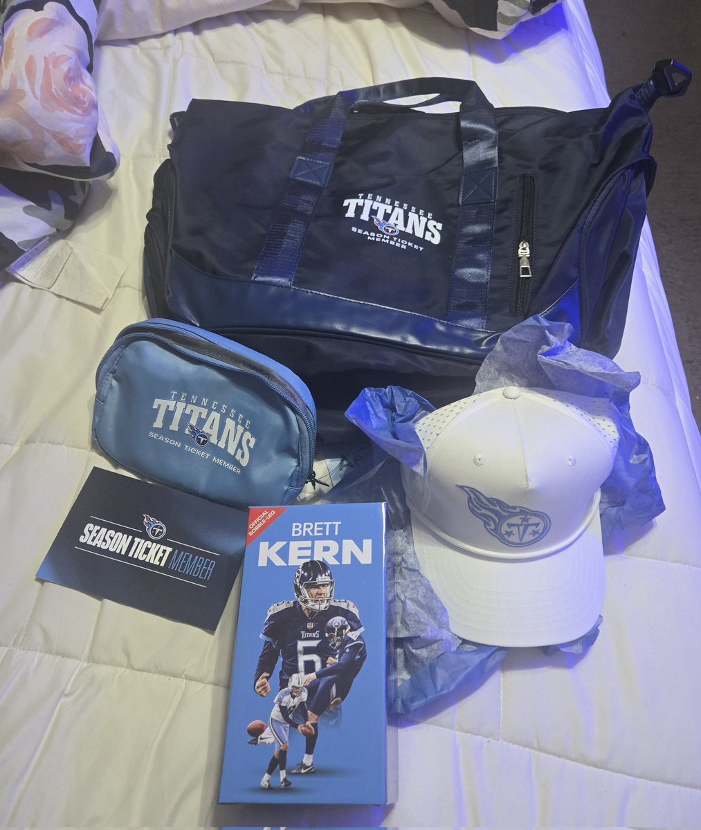 When that season ticket member package  show up after a victory it hit different #titans #titanup    #stm  #victory  #foty #goodies #mancave