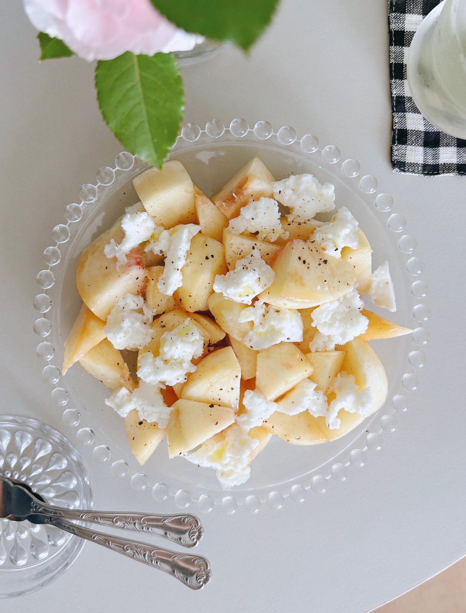 桃モッツァレラの朝