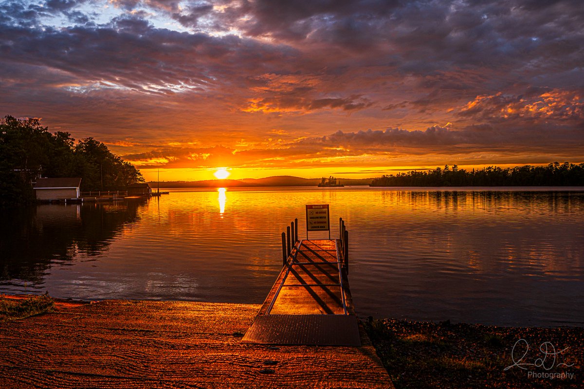 Here's another sunset photo I shot yesterday at Lake Medora near Copper Harbor, MI. #KeweenawPeninsula #UpperMichigan #StormHour #Yooper #Sunset #906wx #miwx