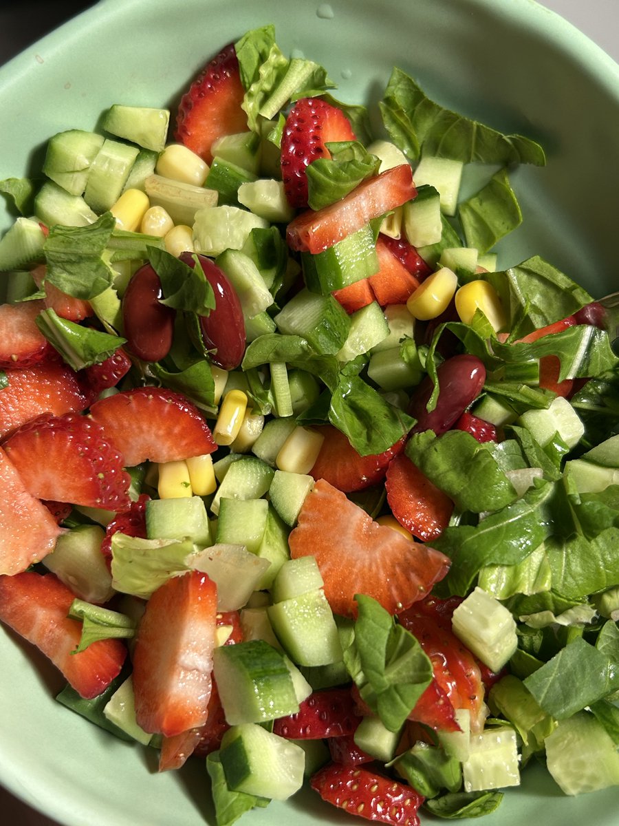 ✨🍓❤️ سلطة فراوله ❤️🍓✨