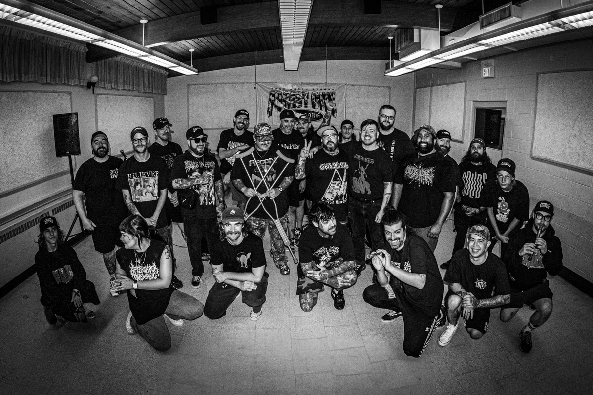 dislocated my knee and spent 13 hours in emerge, slept 3 hours and then ran a sick show the next day yall ain’t committed to the game like me

Forest City Hardcore 🔛🔝

Go listen to Rust, Apes, Scorching Tomb, Destined 2 Burn, Lapsaria, and Curbgrin 💯