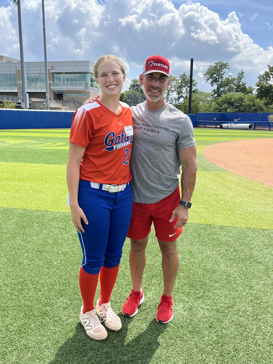 KKetelhut29's tweet image. Thank you to Coach Schurr from Carnegie Mellon for a great workout at camp today and for teaching me! I hope to see you on the dirt again soon! Go Tartans! @SoftballCMU @DivineChildAthl @divinechildsb @GatorsKetelhut