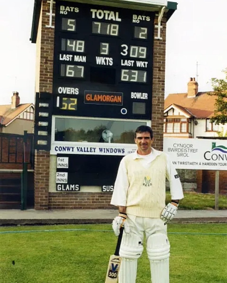 #OnThisDay in 2000, Steve James scored 309 not out against Sussex at Colwyn Bay, which at the time was Glamorgan's highest individual score 👏👏👏

#OhGlammyGlammy