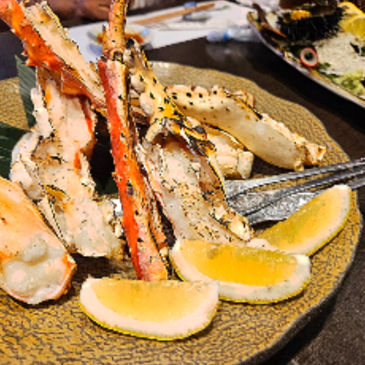 menyaSO's tweet image. おはようございます
店主なつきでございます
本日8月24日(日)は
6:00～9:00
11:00～14:00
カウンター席のみ
メニュー限定
売り切れ御免
での営業です
よろしくお願いします