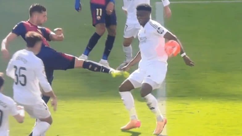 MAGIAFCB's tweet image. Pas collé au corp ❌
Collé au corp ✅