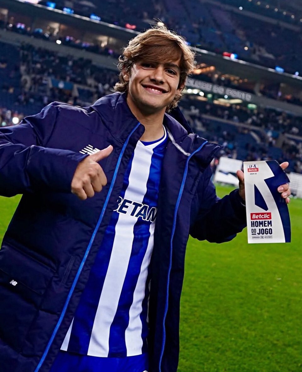 rodrigomorafr's tweet photo. 🚨🚨🚨

Al-Ittihad ARRÊTE les négociations avec Porto pour faute d’accord concernant Rodrigo Mora !

Le prodige va rester en Europe ! 

(@sachatavolieri) https://t.co/6S0UdLUa0m