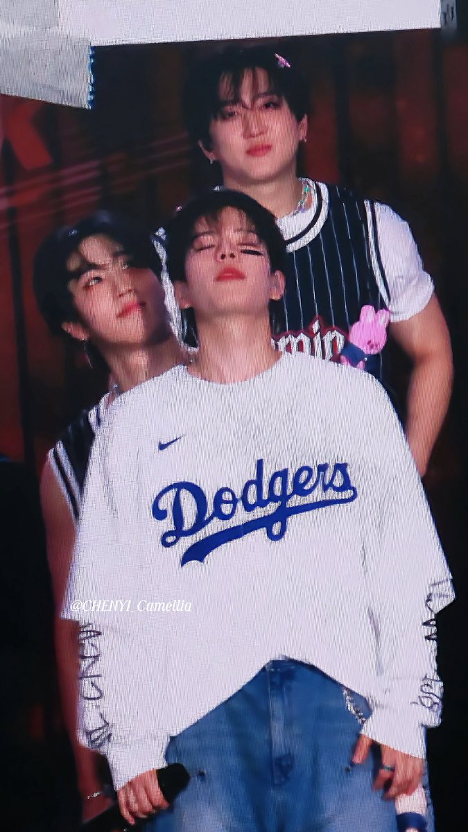 Three cutie babe~