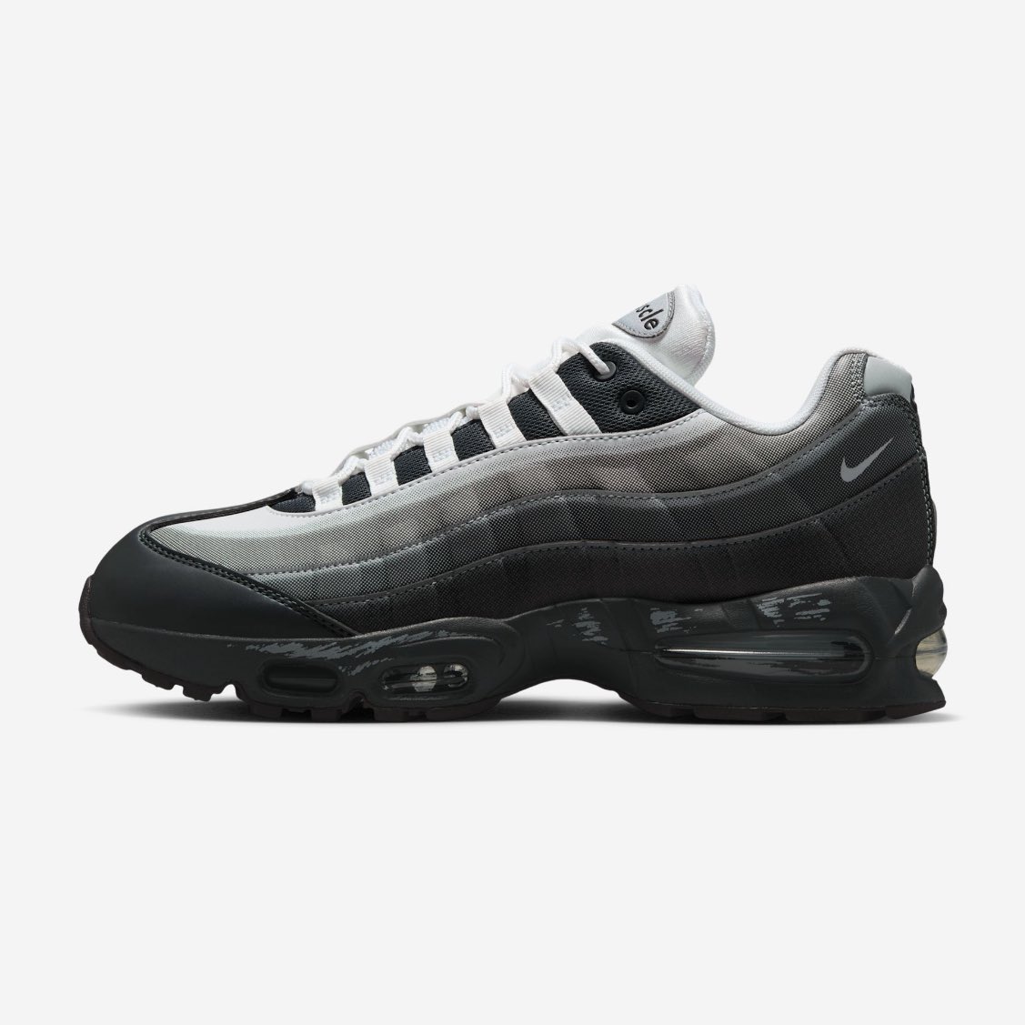 SNKRS_Sunitter's tweet image. 🇯🇵日本限定モデル・NIKE公式画像公開

ナイキ エア マックス 95 QS YGO 
城之内“ Jonouchi “🩶
【スタイルコード ： II7404-100 】
¥27,060
