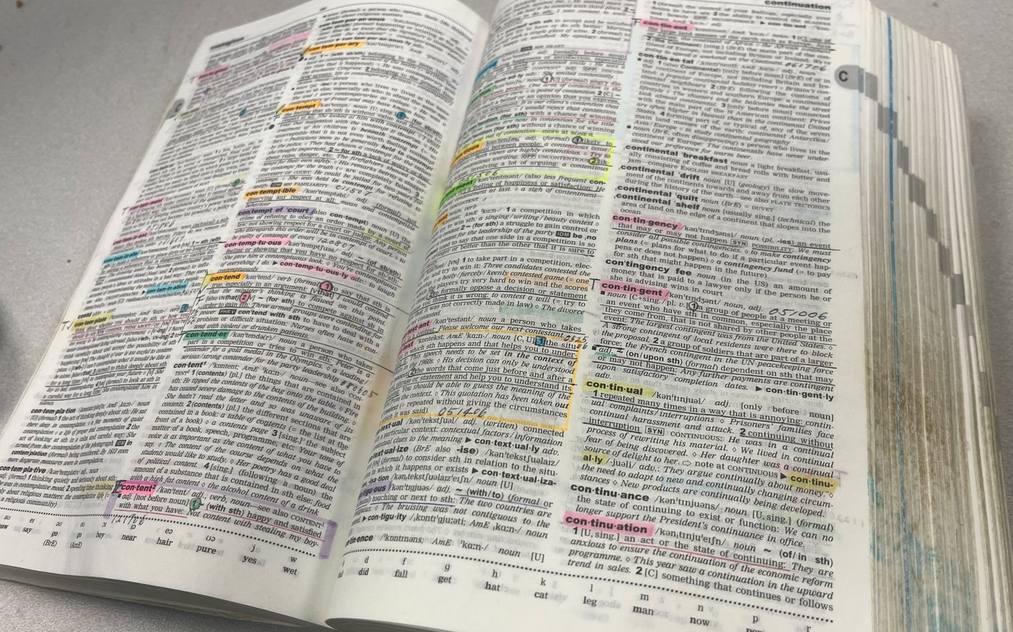 【中古】意味上の言語単位・試論 :「どうってことない」は辞書にあるか 表現上の単位としての語彙項目の認定について&lt;日本語教育基礎研究シリーズ 2&gt;／有賀 千佳子【著】／くろしお出版 意味上の言語単位・試論 : 表現上の単位としての語彙項目の認定