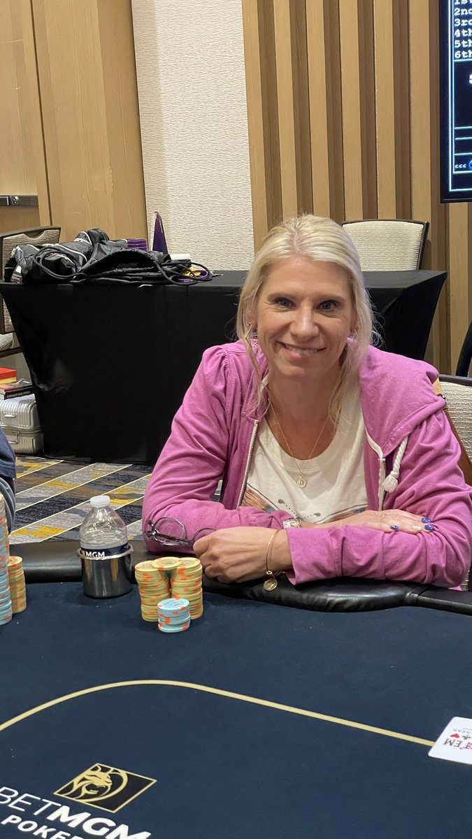 De-NiceAces tweet media