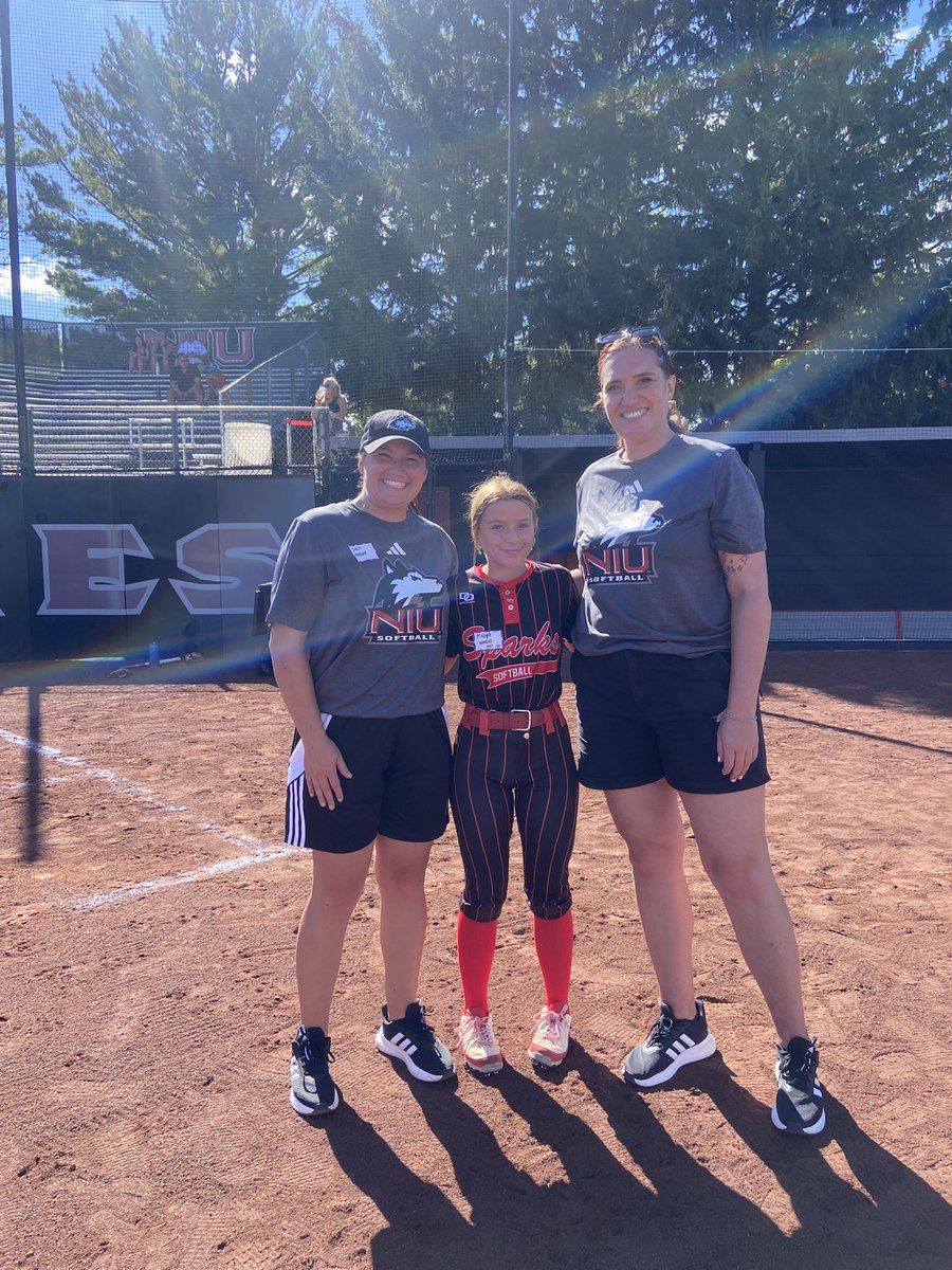 Kayla Howard #1- UNCOMMITED 2027 (@kaylahoward2027) on Twitter photo I had such an amazing time at the <a href="/NIUSoftball/">NIU Softball</a> camp today! I learned so many new things to incorporate into my game. I was also able to meet some of the girls and ask questions about the environment and majors!!❤️🖤
<a href="/SBCoachG/">CoachGleason</a> <a href="/Sparks16uJP/">Sparks16u JP</a> <a href="/Jmay7777/">Jeff May</a> <a href="/lmiddlebrook13/">Leila Middlebrook 2027</a> <a href="/Itzel_jaime5/">Itzel Jaime 2027</a> I had such an amazing time at the <a href="/NIUSoftball/">NIU Softball</a> camp today! I learned so many new things to incorporate into my game. I was also able to meet some of the girls and ask questions about the environment and majors!!❤️🖤
<a href="/SBCoachG/">CoachGleason</a> <a href="/Sparks16uJP/">Sparks16u JP</a> <a href="/Jmay7777/">Jeff May</a> <a href="/lmiddlebrook13/">Leila Middlebrook 2027</a> <a href="/Itzel_jaime5/">Itzel Jaime 2027</a>