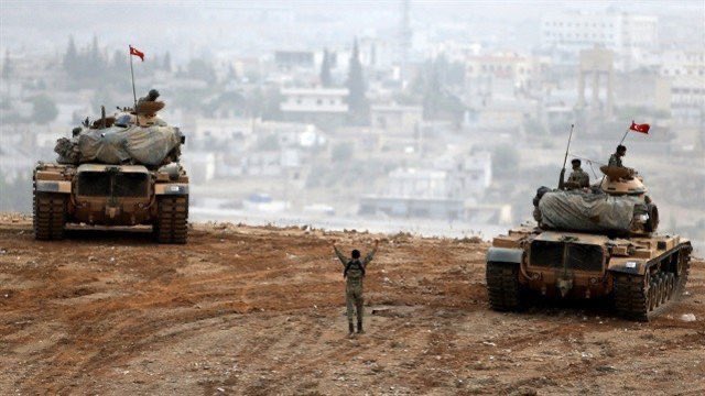 Fırat Kalkanı Harekâtı'nın 9. yıl dönümünde şehit olan askerlerimizi rahmetle anıyoruz.
Vatan uğruna mücadele eden Yiğitler var olsun!

Var olsun Türk Silahlı Kuvvetleri!