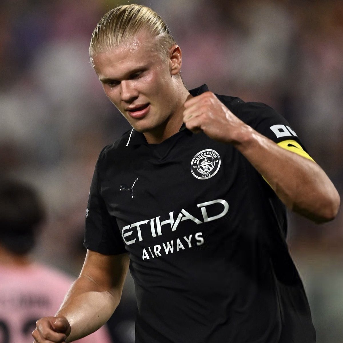 City_HQs's tweet image. 🚨 𝗡𝗘𝗪: We’re giving away a Manchester City away shirt for the 2025/26 season! ✨
To Enter:
1️⃣ Follow @PurelyFootball
2️⃣ Follow @City_HQs
3️⃣ Retweet this post
The Winner will be announced in the next 48 hours, Good-luck Man City fans! 🩵