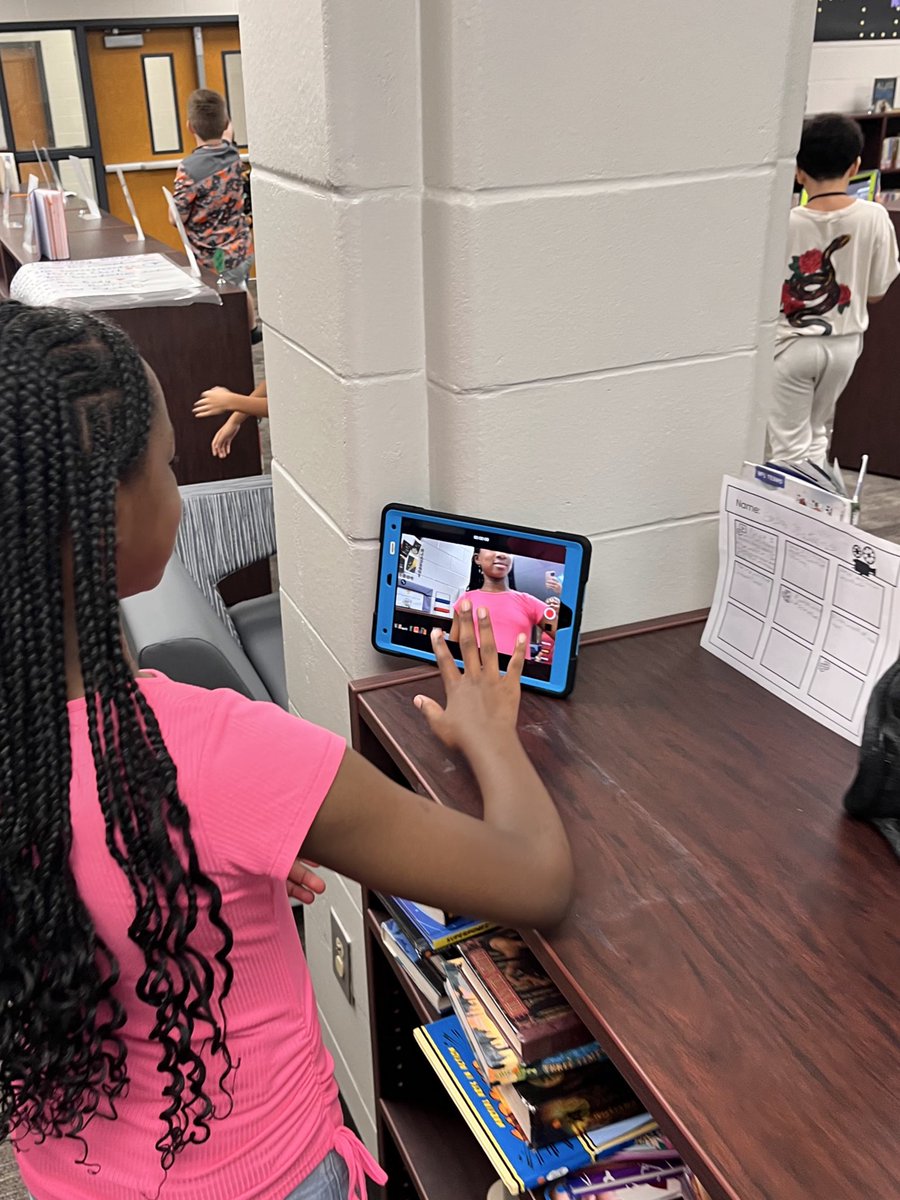 🌧️ The rain didn’t stop the fun at Innovation Saturday! 🚀 Our 4th–6th graders had a blast exploring drones, photography, stop motion animation, and digital content creation, showing off their creativity and innovation every step of the way.