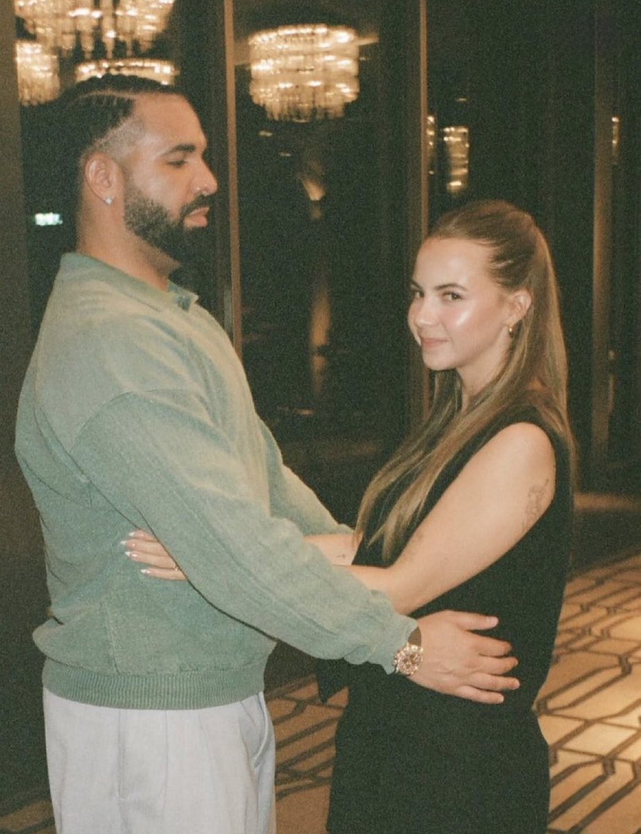 Drake with Bobbi Althoff 👀