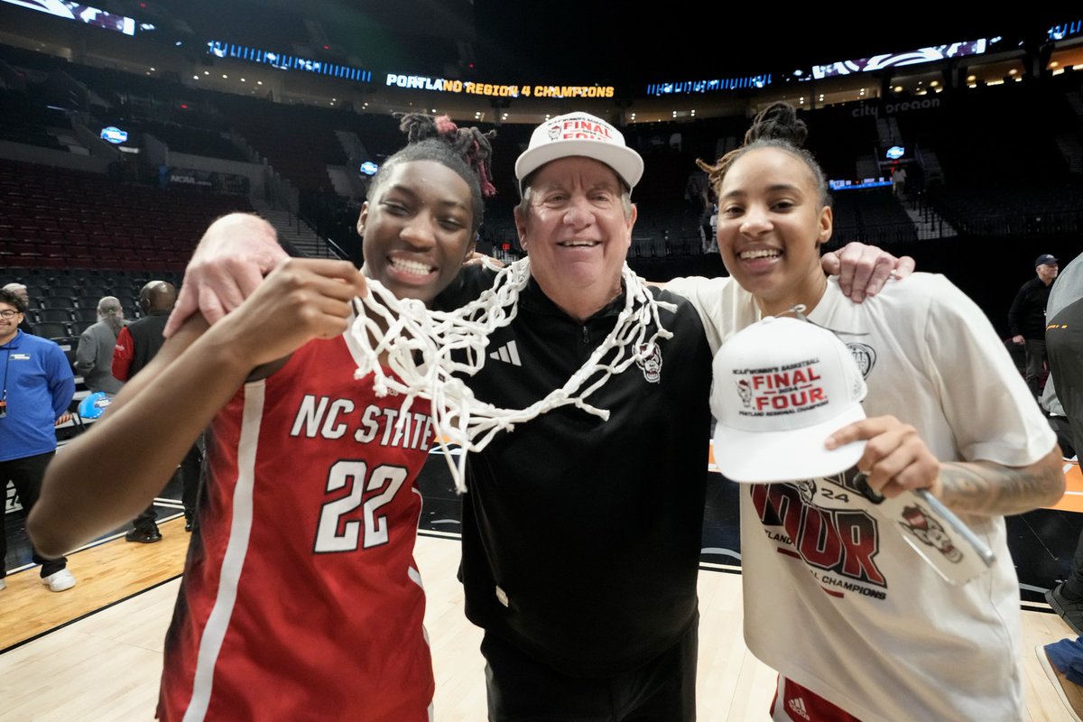 NCAA March Madness (@marchmadnesswbb) on Twitter photo The Wolfpack love is strong 🐺
Coach Wes Moore came out to watch NC State Alum, Saniya Rivers, in her WNBA game.
#NCAAWBB x 📸 / TW WolfpackWes x <a href="/PackWomensBball/">NC State WBB 🐺🏀</a> The Wolfpack love is strong 🐺
Coach Wes Moore came out to watch NC State Alum, Saniya Rivers, in her WNBA game.
#NCAAWBB x 📸 / TW WolfpackWes x <a href="/PackWomensBball/">NC State WBB 🐺🏀</a>