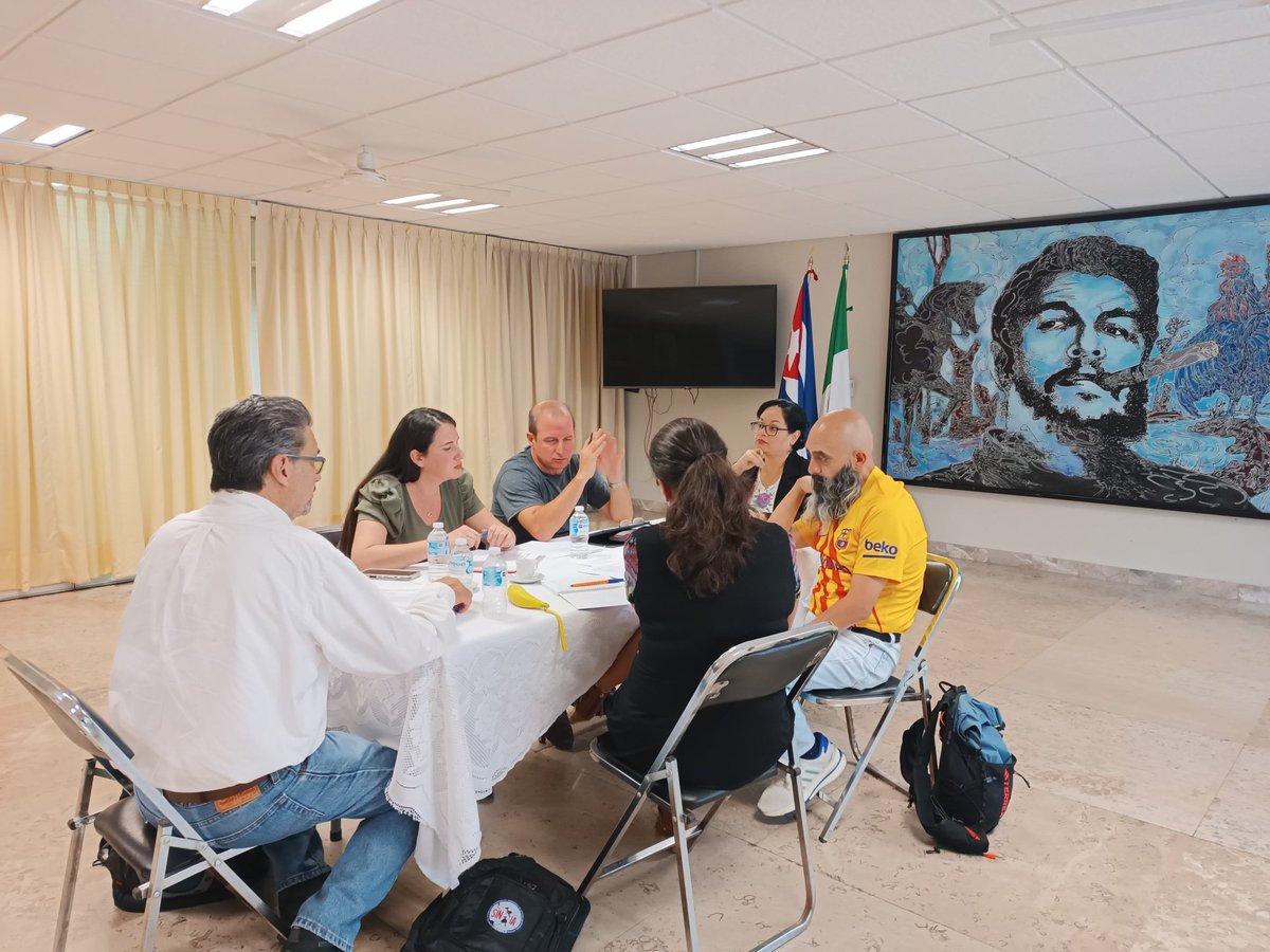 Embajada de Cuba en México (@embacumex) on Twitter photo Junto al <a href="/_mmsc/">Mov. Mexicano de Solidaridad con Cuba 🇲🇽🇨🇺</a> continuamos avanzando en los preparativos del IX Encuentro Continental de Solidaridad con Cuba.
Del 9 al 12 de octubre #México 🇲🇽 será la capital de la solidaridad latinoamericana y caribeña con nuestra Isla 🇨🇺
#CubaNoEstáSola Junto al <a href="/_mmsc/">Mov. Mexicano de Solidaridad con Cuba 🇲🇽🇨🇺</a> continuamos avanzando en los preparativos del IX Encuentro Continental de Solidaridad con Cuba.
Del 9 al 12 de octubre #México 🇲🇽 será la capital de la solidaridad latinoamericana y caribeña con nuestra Isla 🇨🇺
#CubaNoEstáSola