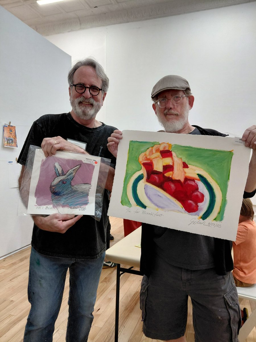 ArtofCycling's tweet image. I had a blast #creating 3 #artworks at @1708gallery Monster Draw today, and am pleased they all sold. While I was buying a #painting by @mapierce2001 he was buying my #art!