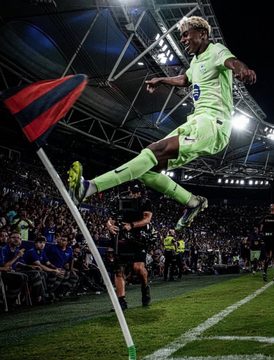 Ferran (@ryghtanplus) on Twitter photo 