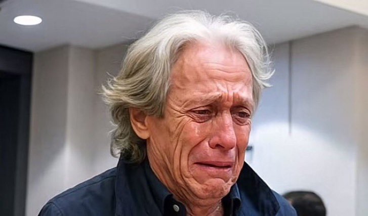 الحقيقه طلعت الهلال 
كان شايلك يالشايب الهلال 
صنع لك اسم ولا انت نكره