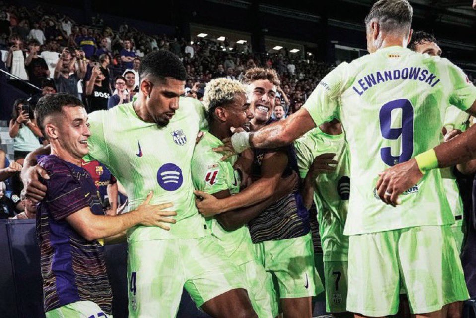 - التأخر بنتيجة 2-0 هي اكبر حاله إستفاضيه لبرشلونه فليك .. فوز ملحمي 🔴🔵