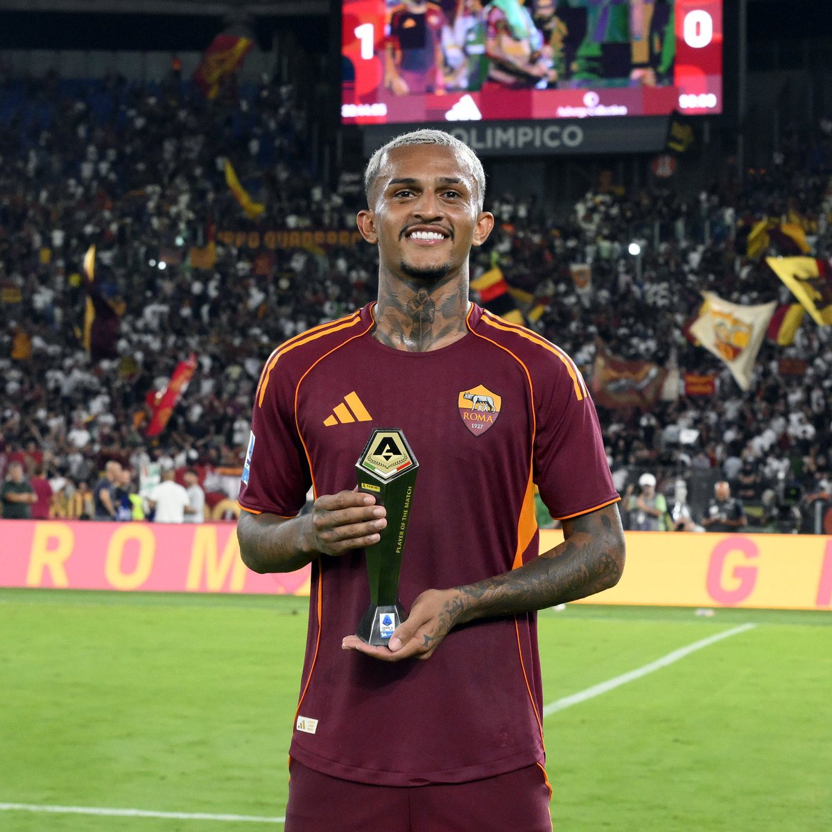 ✅ First appearance
✅ First goal
✅ First Panini Player of the Match award

#RomaBologna