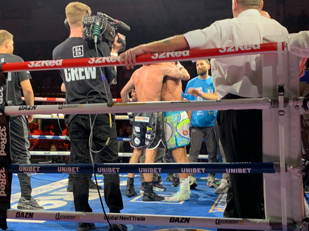 🥊🇬🇧 MAJORITY DRAW AFTER A CLASSIC

Fair result for us that - one of the best domestic scraps you’ll see 

#RaffertyChamberlain