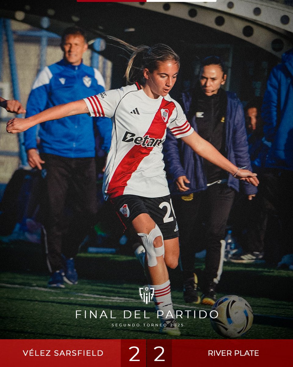 Final del partido en la Villa Olímpica. Vélez 2 - River 2

⚽⚽ Carolina Birizamberri

#VamosRiver ⚪🔴⚪