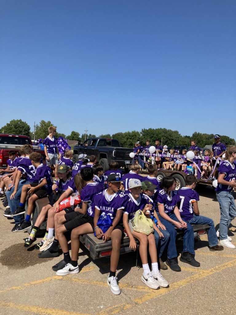 coachdboucher's tweet photo. The pride of @RV337 Panther Land!!!! #OneRV https://t.co/JIjoJLnBW4